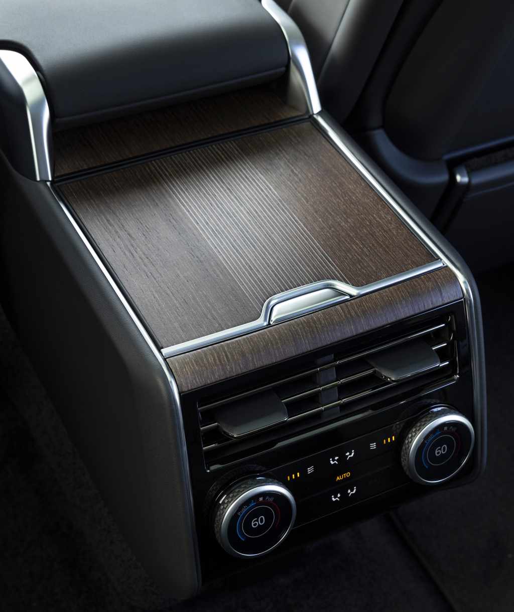 Land Rover Air Conditioning close up image